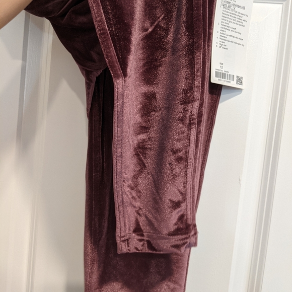 NWT Lululemon Wunder Lounge Velvet Leggings Purple 12 - Picture 5 of 10